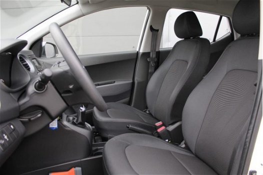 Hyundai i10 - 1.0i Comfort | Rijklaarprijs | Direct uit voorraad | € 1500 korting | 5 jaar fabrieksg - 1
