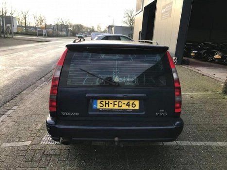 Volvo V70 - 2.5 Exclusive-Line 1jaar apk/ nap/ elek ramen/ meeneemprijs - 1