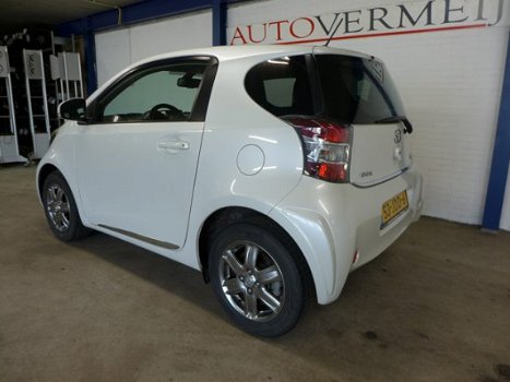 Toyota iQ - 1.0 VVT-i 68pk Aspiration, climat control, bluetooth, half leder - 1