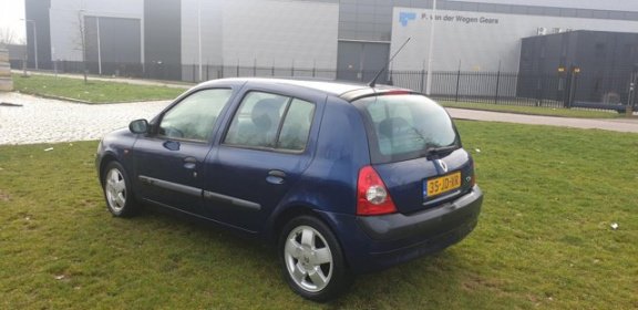 Renault Clio - 1.4-16V Privilège Airco cv op afs elekramen stuurbkr - 1