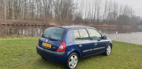 Renault Clio - 1.4-16V Privilège Airco cv op afs elekramen stuurbkr - 1