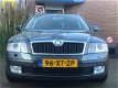 Skoda Octavia - 2.0 TDI DSG/Full Option/Leder/PDC/Goed onderhouden/ABT getuned - 1 - Thumbnail