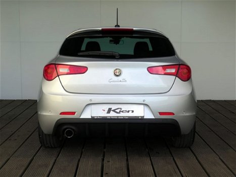 Alfa Romeo Giulietta - 1.4 T Sprint | Navigatie | Alcantara bekleding - 1