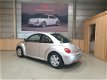 Volkswagen New Beetle - 2.0 HIGHLINE - 1 - Thumbnail
