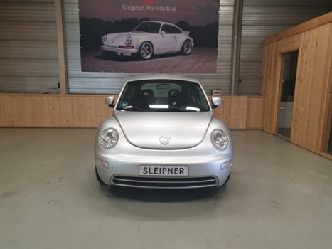 Volkswagen New Beetle - 2.0 HIGHLINE - 1