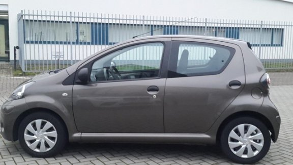 Toyota Aygo - 1.0 VVT-i Comfort - 1