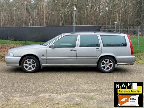 Volvo V70 - 2.5 Comfort-Line - 1