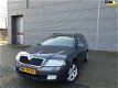 Skoda Octavia Combi - 1.8 TSI Ambiente AIRCO/6BAK/CRUISE/2 X SLEUTELS - 1 - Thumbnail