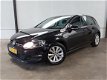 Volkswagen Golf - 1.6 TDI Highline NL AUTO NAVI TREKHAAK ECC CRUISE - 1 - Thumbnail