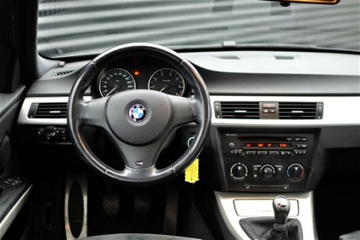 BMW 3-serie - 318i High Executive M Pakket / Nette staat / Uniek - 1