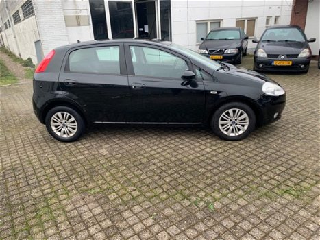 Fiat Grande Punto - 1.4-16V Dynamic, airco, nieuw apk - 1