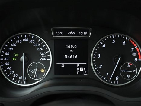 Mercedes-Benz B-klasse - 180 Ambition | Automaat | Xenon | Navigatie | Eerste Eigenaar - 1