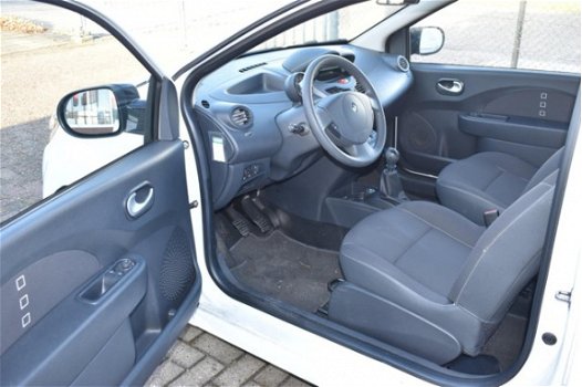 Renault Twingo - 1.2-16V Dynamique - 1