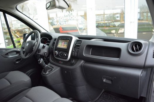 Renault Trafic - 1.6 dCi 96PK T29 L2H1 Comfort Energy | LED | Navi | Trekhaak | PDC | Raam | NP € 27 - 1