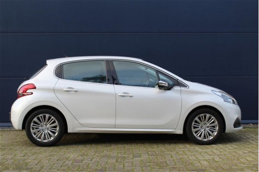 Peugeot 208 - 1.2 Puretech 110pk 5D Allure - 1