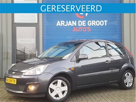 Ford Fiesta - 1.4 80PK Airco Elec pakket Aux LM NAP - 1