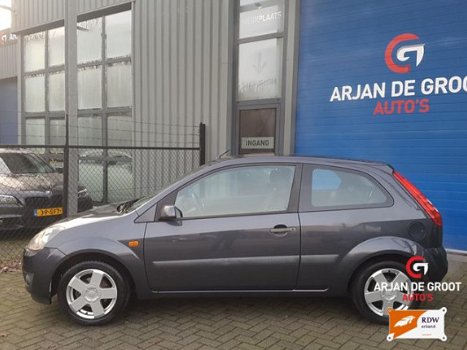 Ford Fiesta - 1.4 80PK Airco Elec pakket Aux LM NAP - 1