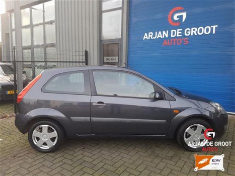 Ford Fiesta - 1.4 80PK Airco Elec pakket Aux LM NAP - 1