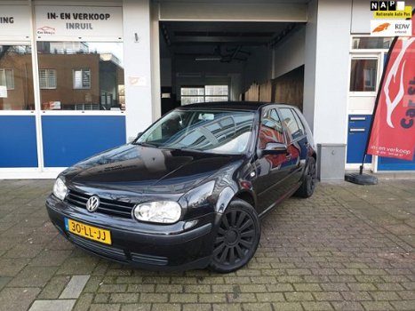 Volkswagen Golf - 1.6-16V Highline 5DR CLIMA CRUISE NAP - 1