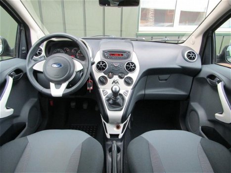 Ford Ka - 1.2 Cool&Sound Nwe Dis. Riem, Airco, CV met afstandsbediening, Elek. ramen - 1