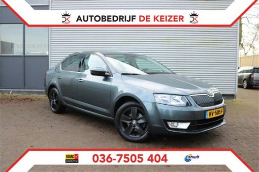 Skoda Octavia - 1.6 TDI Greentech Active NAVI|Stoelverwarming|Climate|Cruise|Dealer ond.|1e Eig - 1