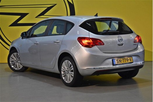 Opel Astra - 1.4 Turbo 140PK Edition / Navi / Pdc / Clima - 1