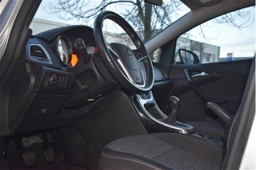 Opel Astra - 1.4 Turbo 140PK Edition / Navi / Pdc / Clima - 1