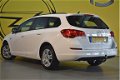 Opel Astra - 1.4 100pk Editon / Navigatie / Trekhaak - 1 - Thumbnail