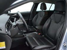 Opel Astra - 1.4 Turbo 150pk Innovation Navi | Leer | PDC V+A