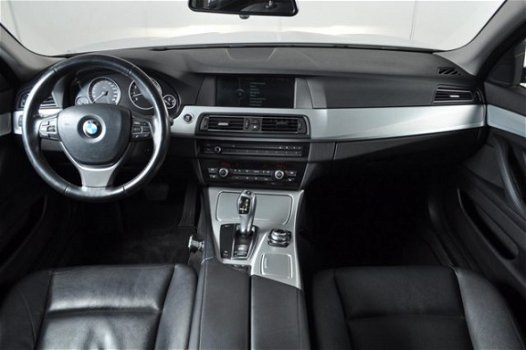 BMW 5-serie Touring - 523i High Executive - 1