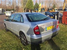 Citroën C5 - 1.8-16V Différence 2