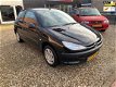 Peugeot 206 - 1.1 XR Benzine 3 Drs Nw Apk keuring Luxe uitvoering Rijdt en schakelt perfect - 1 - Thumbnail