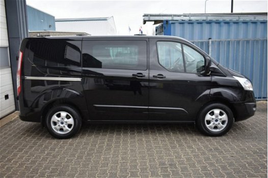 Ford Transit Custom - 2.2 TDCI 155pk Luxe DC L1H1 Airco / Leder / 2x Schuifdeur / Camera / Trekhaak - 1