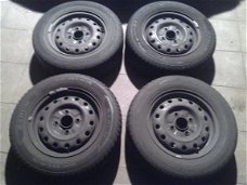 4 Banden + Velgen Kia Clarus Space Star 195/65 R14 4x 114,3