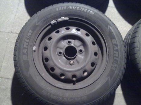 4 Banden + Velgen Kia Clarus Space Star 195/65 R14 4x 114,3 - 2