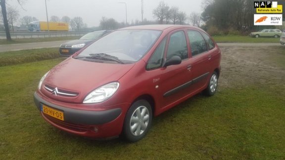 Citroën Xsara Picasso - 1.6i - 1