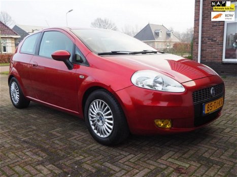 Fiat Grande Punto - 1.4 Sportsound | Navi | Trekhaak | - 1