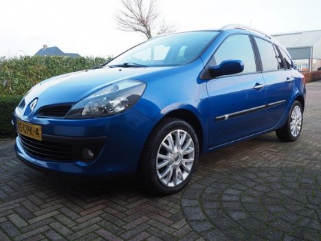 Renault Clio Estate - 1.2 TCE Dynamique 101 PK | Panoramadak | Airco | Cruise | LMV | Trekhaak | - 1