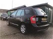 Kia Carens - 2.0 CRDi X-ecutive 7p. 7-zitter rijdt perfect - 1 - Thumbnail