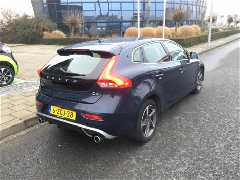 Volvo V40 - 2.0 D4 Summum Business * R-DESIGN * 190 PK * D4 - 1