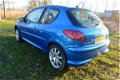 Peugeot 206 - 1.6-16V Air-line 3 *airco*stuurbekr*2de eigenaar - 1 - Thumbnail