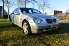 Mercedes-Benz C-klasse - 180 Elegance *airco*cruise*navi*geen roest