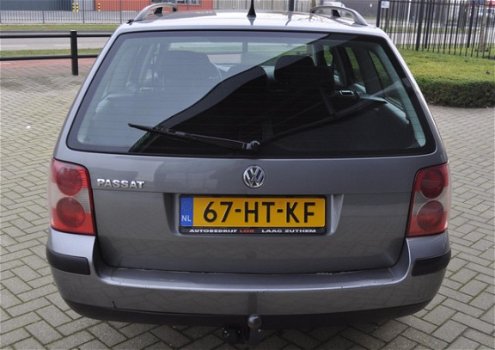 Volkswagen Passat Variant - 1.6 Trendline Airco, Trekhaak, nieuwe APK, MOOI - 1