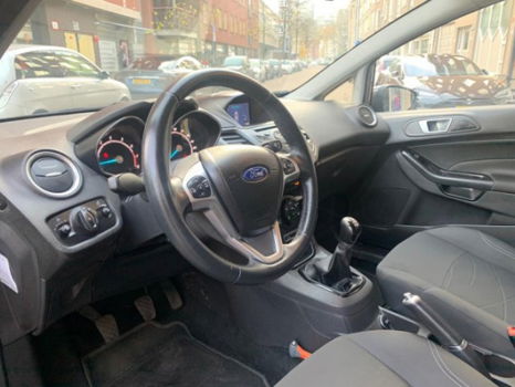 Ford Fiesta - 1.0 Style Ultimate Airco / PDC / NAVI / NAP - 1