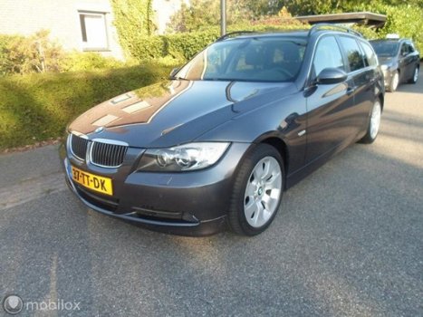 BMW 3-serie Touring - 325xi High Executive - 1