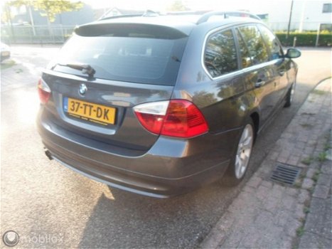 BMW 3-serie Touring - 325xi High Executive - 1