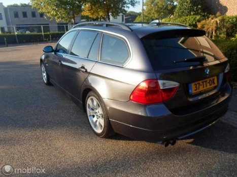 BMW 3-serie Touring - 325xi High Executive - 1