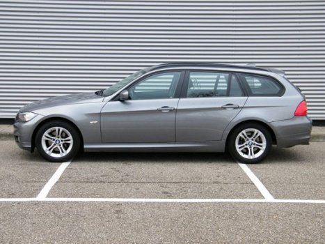 BMW 3-serie - 318i Corporate Business Line Aut6 I NL-Auto I 2e eig - 1