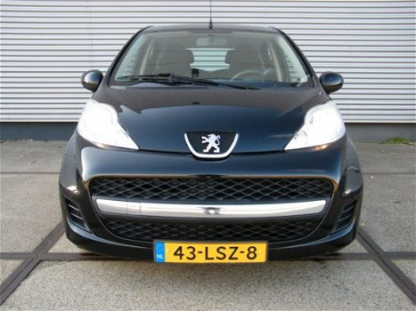 Peugeot 107 - 1.0-12V Sublime I Airco I Audio I NL-auto I 2e eig - 1