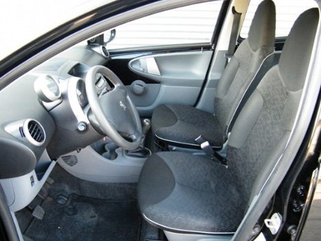 Peugeot 107 - 1.0-12V Sublime I Airco I Audio I NL-auto I 2e eig - 1